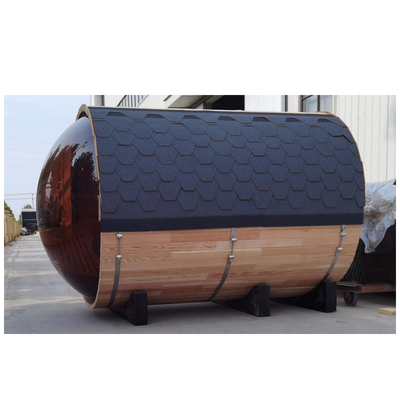 Sauna ngoài trời với cửa sổ toàn cảnh