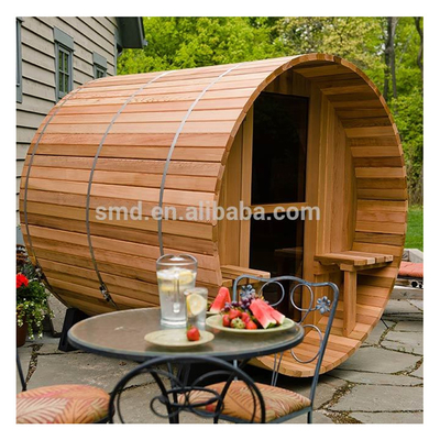 Sauna ngoài trời với thùng lớn Panoramic 4-8 Sauna hơi nước với thùng gỗ truyền thống