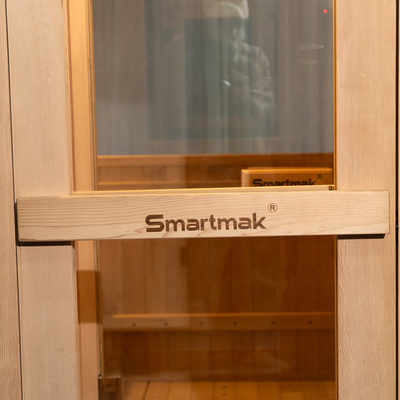 Chuẩn bị thông gió Hemlock Sauna khô ngoài trời với hệ thống âm nhạc Bluetooth